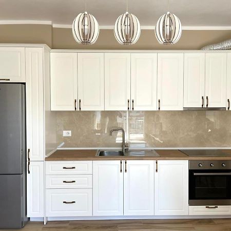 Twentysix Apartment Shkodër Екстериор снимка