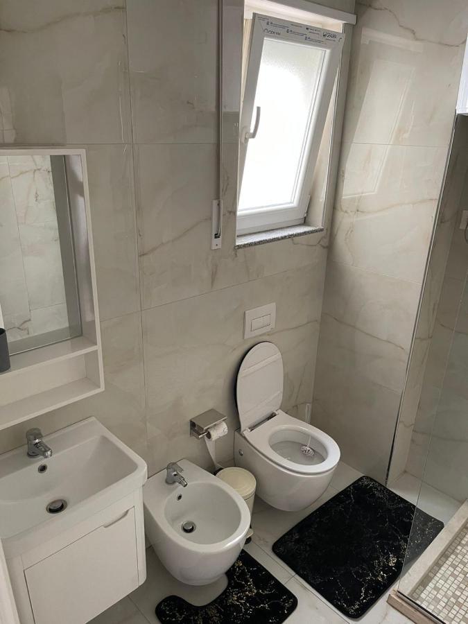 Twentysix Apartment Shkodër Екстериор снимка