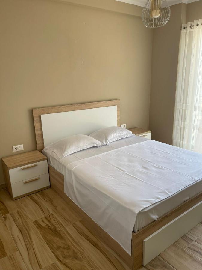 Twentysix Apartment Shkodër Екстериор снимка