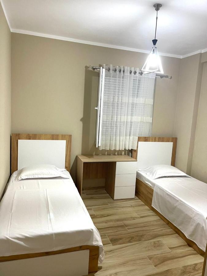 Twentysix Apartment Shkodër Екстериор снимка