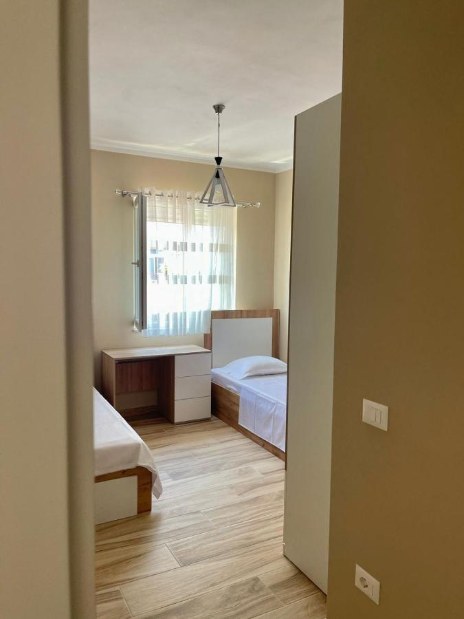Twentysix Apartment Shkodër Екстериор снимка
